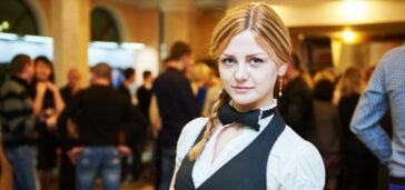 red haired waitress jobs at bars